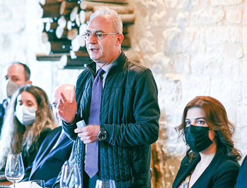 Συζήτηση στρογγυλής τραπέζης με θέμα «Προοπτικές και μέλλον του κυπριακού οινοπαραγωγικού κλάδου»
